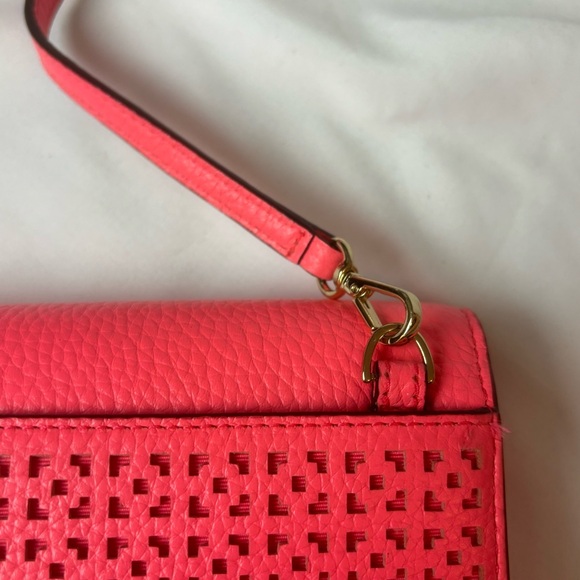 Kate Spade Winni Wakefield Lane Convertible Crossbody Surprise Coral WLRU2941 - Picture 3 of 9